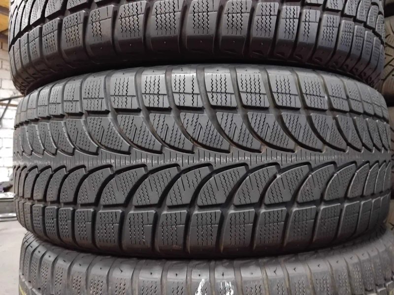 Шини бу 235/60 R18 Bridgestone Blizzak LM80 Комплект Зима — фото 4