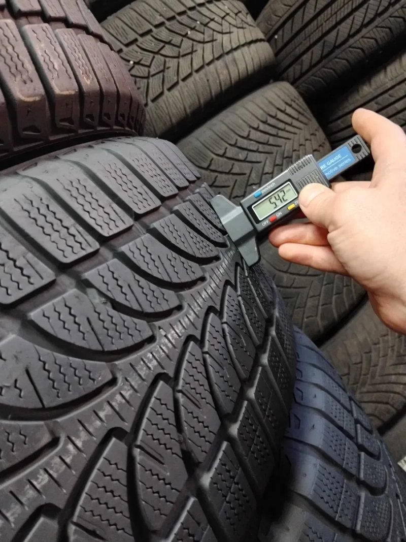Шини бу 235/60 R18 Bridgestone Blizzak LM80 Комплект Зима — фото 7