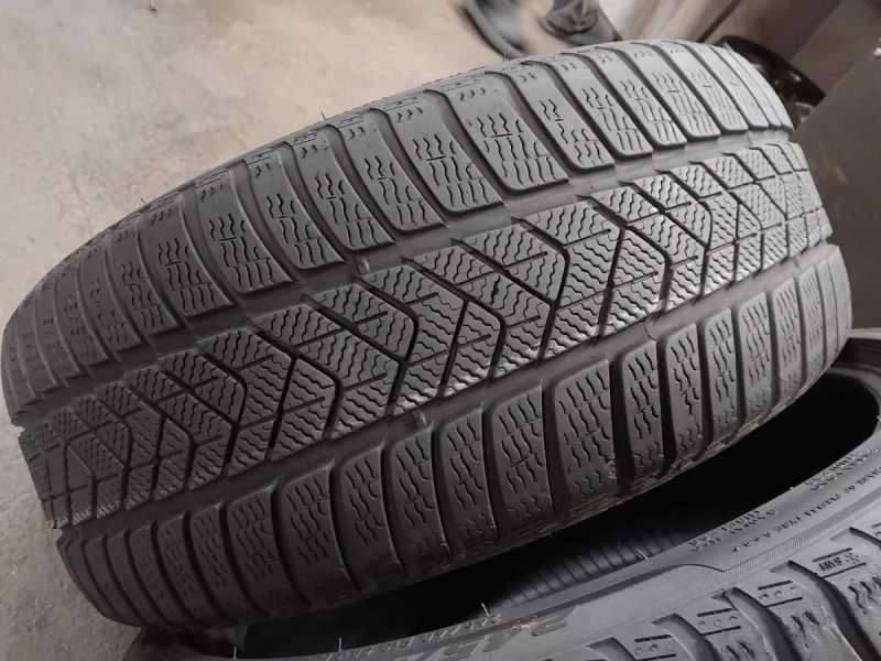 Шини бу 245/40 R19 Pirelli Sottozero Winter Ran Flat Комплект Зима — фото 4
