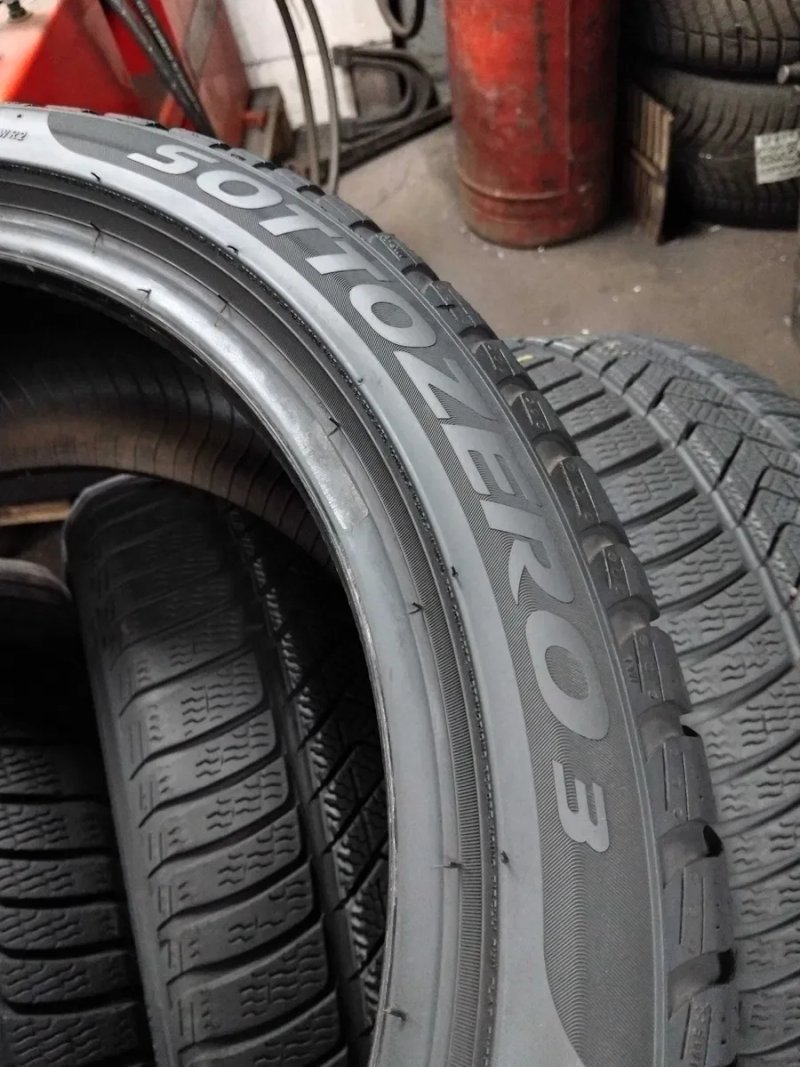 Шини бу 245/40 R19 Pirelli Sottozero Winter Ran Flat Комплект Зима — фото 8