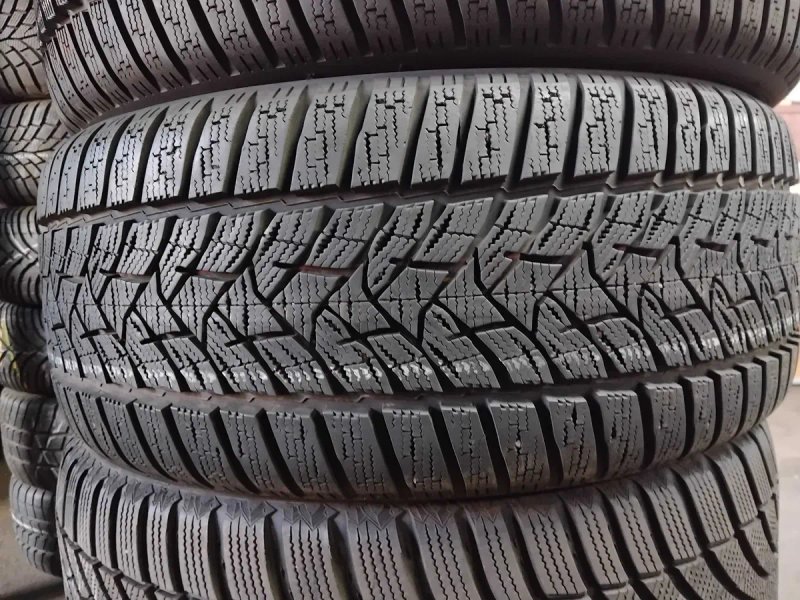 Шини бу 245/45 R18 Dunlop Winter Sport 5 Комплект Зима — фото 3