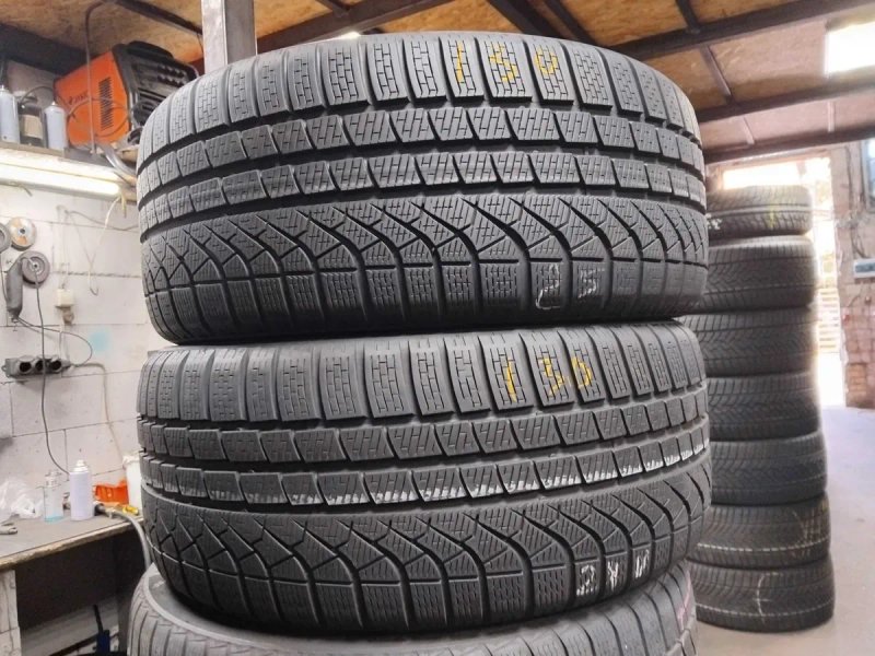 Шини бу 255/40 R19 Pirelli P Zero Winter Пара Зима — фото 4