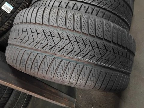 Шини бу 275/40 R20 Pirelli Sottozero 3 Winter Ran Flat Комплект
