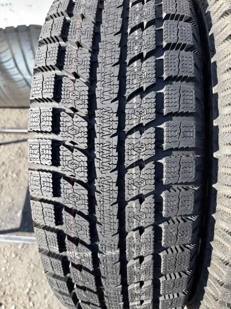 Шини  нові 225/65 R16 пара Toyo 2023p зима — фото 3