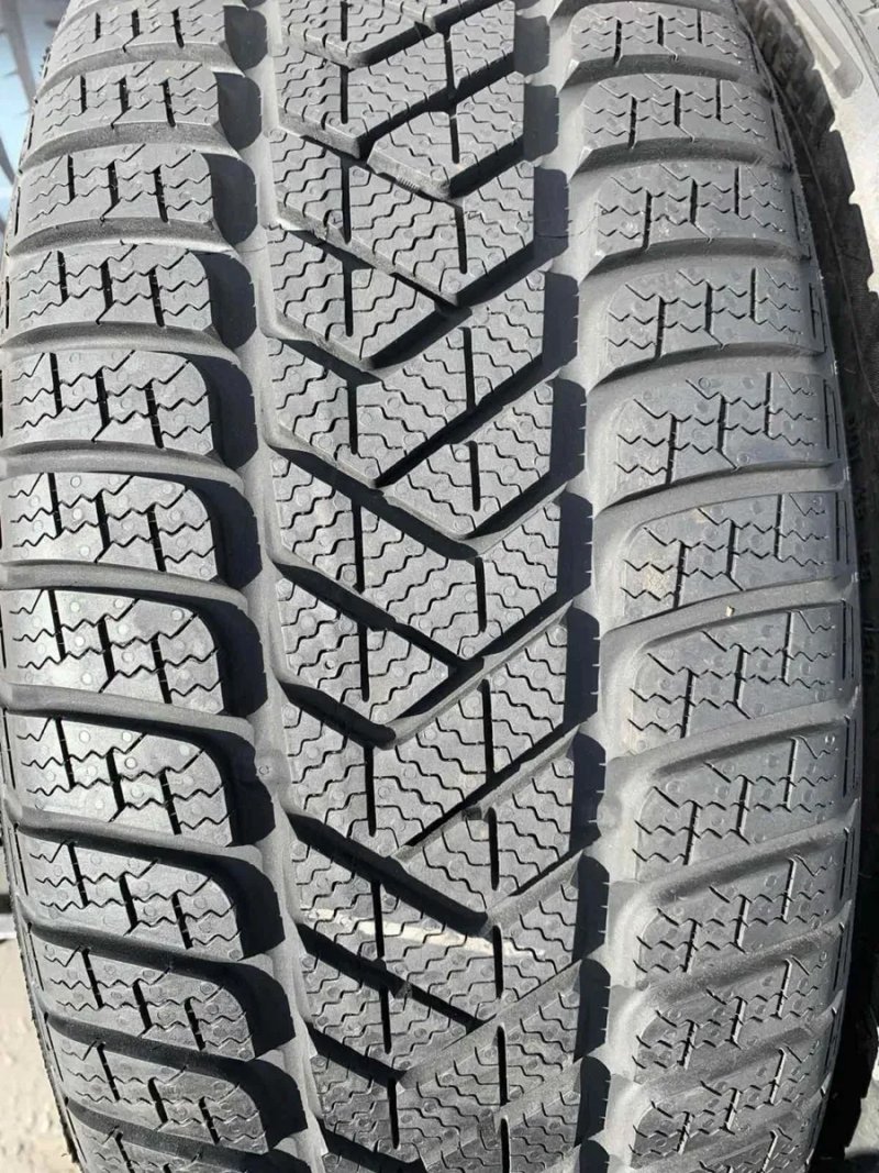 Шини нові 235/45 R19 пара Pirelli зима 2021р — фото 3