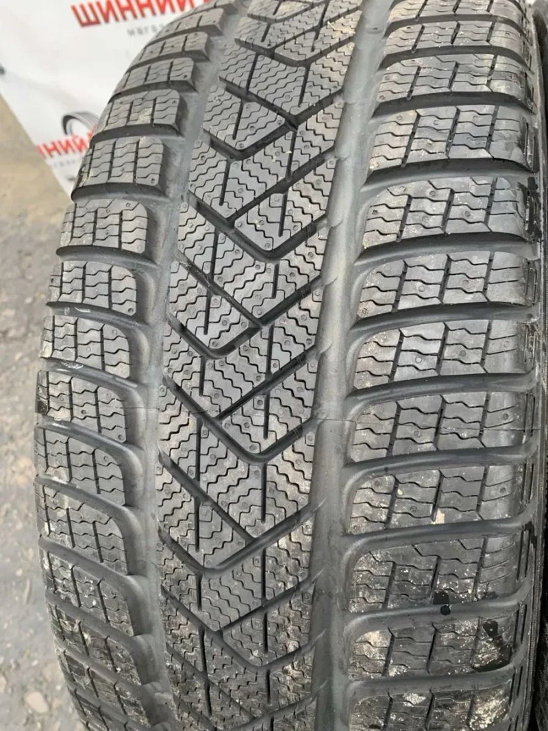 Шини нові 235/45 R19 Pirelli RFT  зима — фото 4