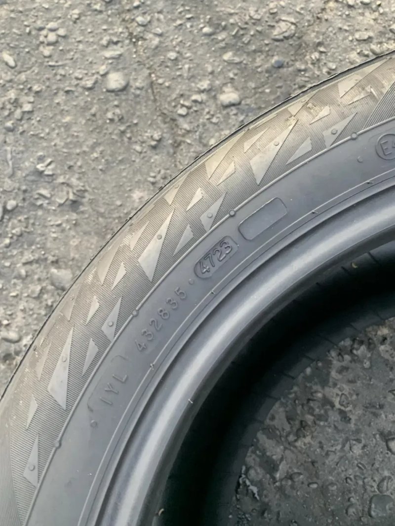 Шини нові  235/50 R17 Nokian зима 2023 рік — фото 6