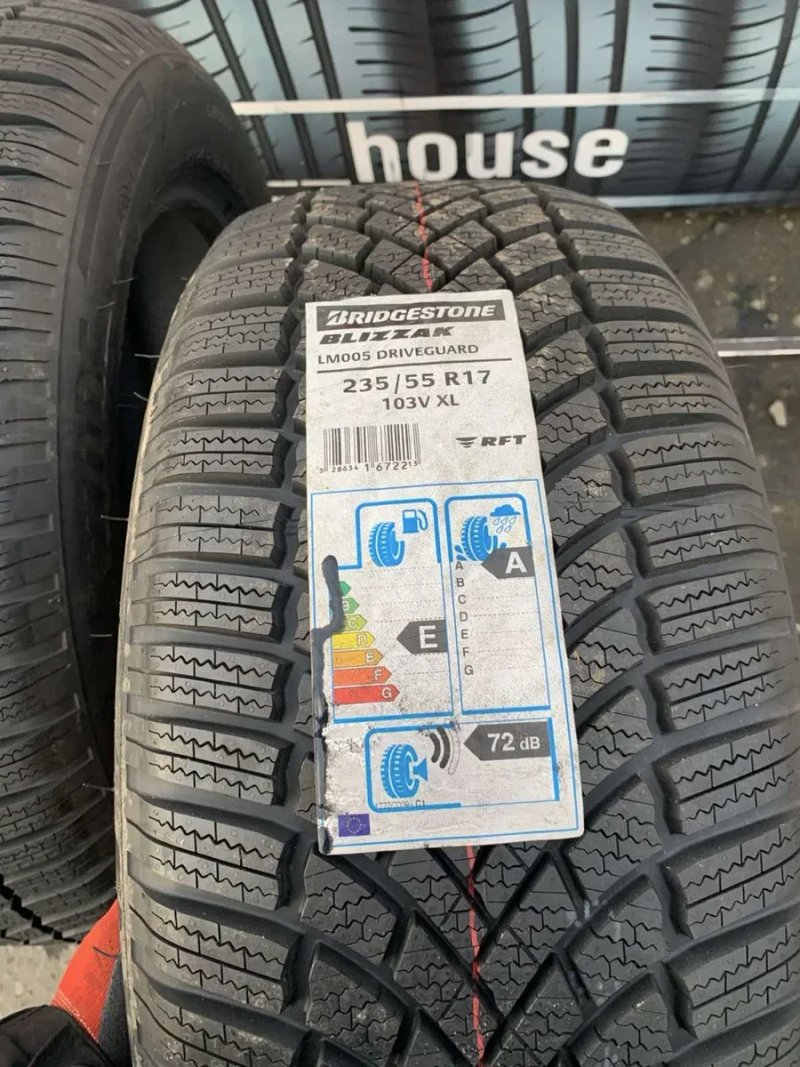 Шини нові 235/55 R17 Bridgestone RunFlat  зима 2024 рік — фото 3