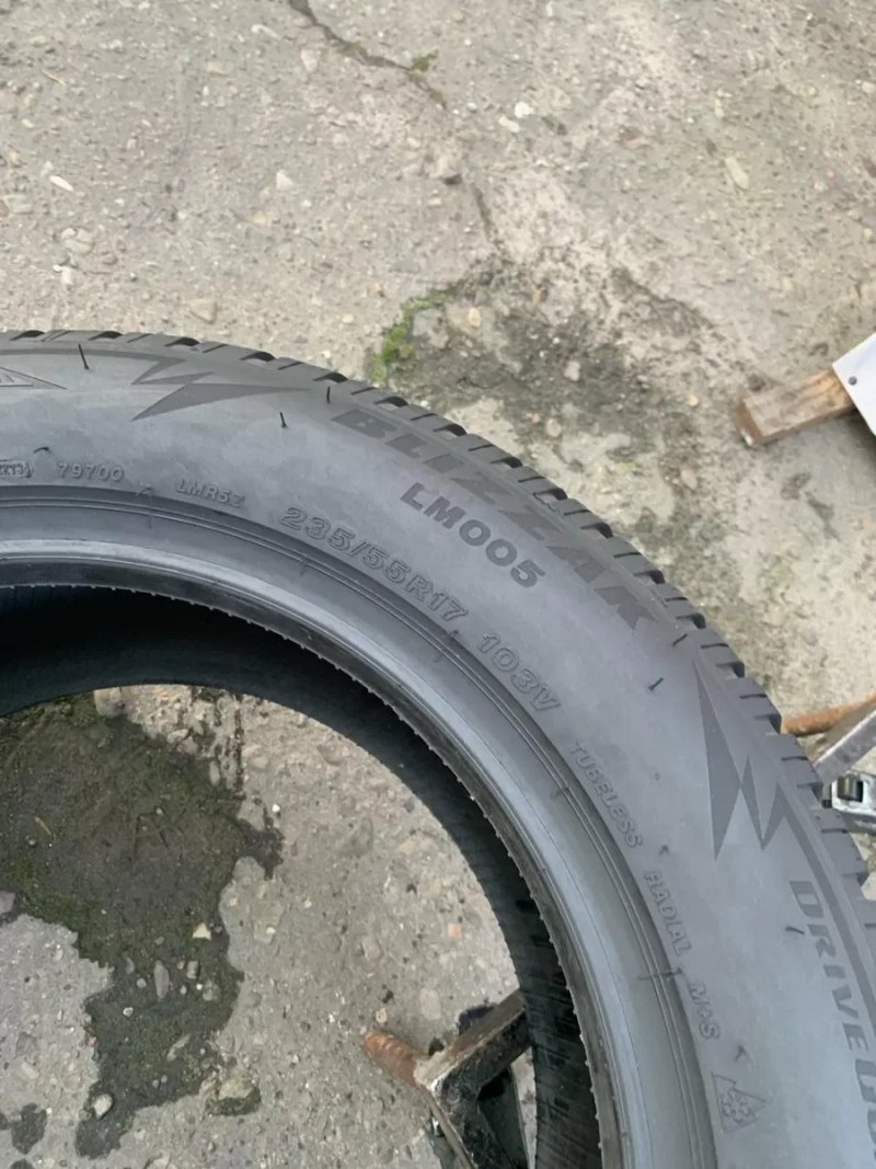 Шини нові 235/55 R17 Bridgestone RunFlat  зима 2024 рік — фото 6