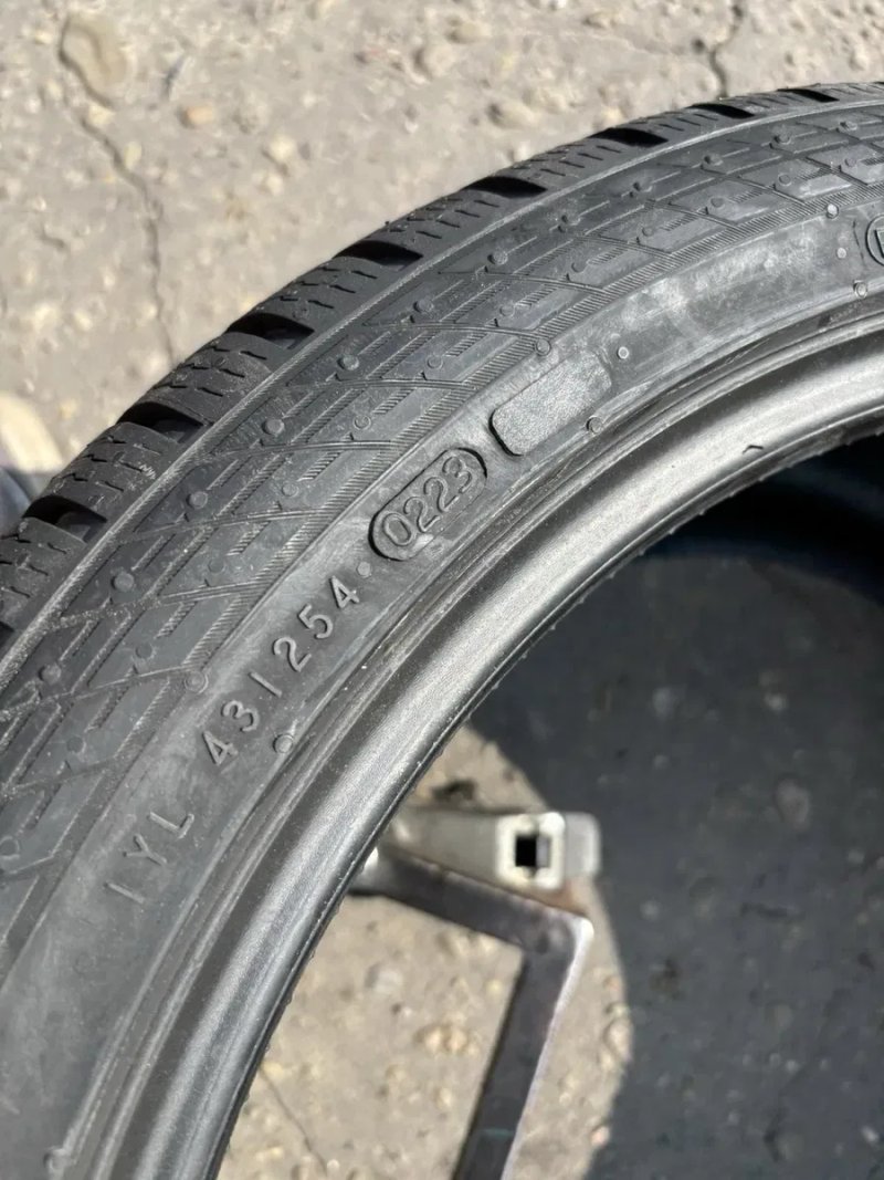 Шини нові 245/40 R18 Nokian нові зима 2023р — фото 4