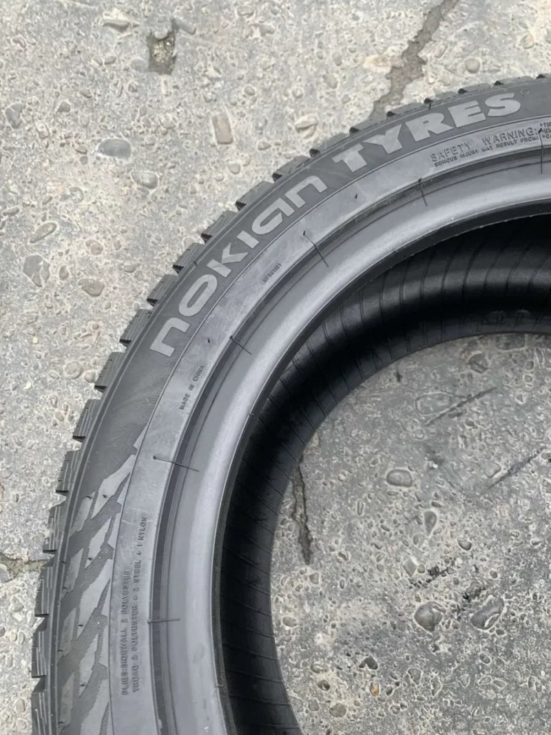Шини нові 245/45 R17 Nokian зима, 2023року — фото 5