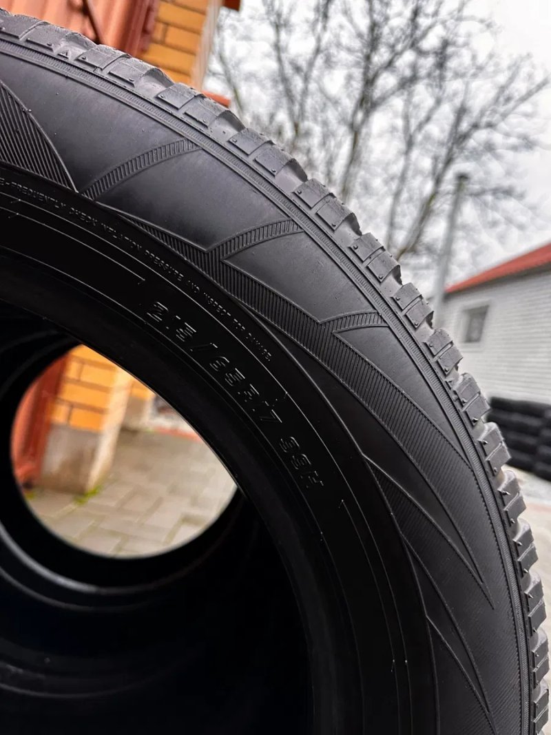 Шини Резина 215/65/R17 Зима 7,5мм Falken З Німеччини Шины — фото 7