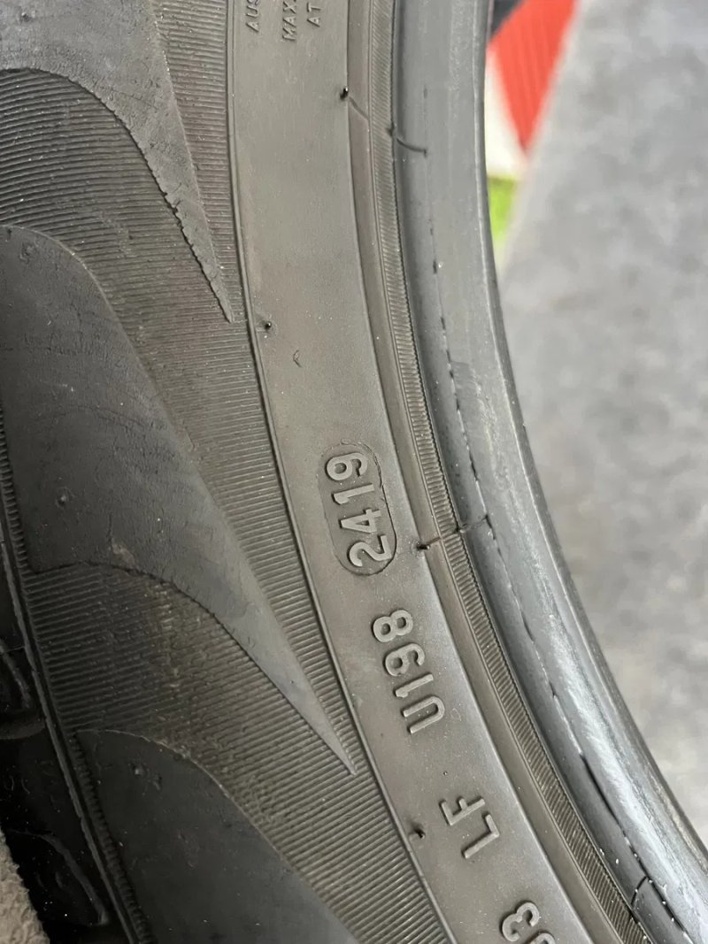 Шини резина 235 50 R19 Pirelli 2019р протектор 6-7мм — фото 8