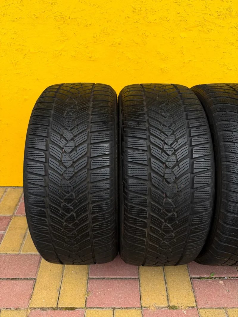 Шини Резина 245.45 R18 Bridgestone Fulda Зима — фото 4