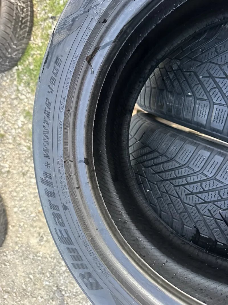 Шини зима 22 рік 225/50 R17 Yokohama комлект резини — фото 4