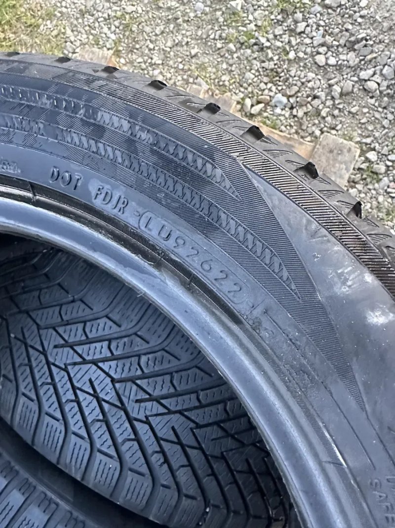 Шини зима 22 рік 225/50 R17 Yokohama комлект резини — фото 5