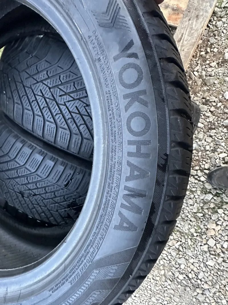 Шини зима 22 рік 225/50 R17 Yokohama комлект резини — фото 7