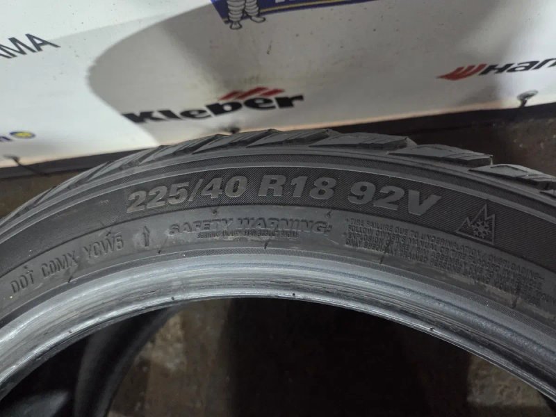 Шини зима 225 40 18 Kumho 1 шт. — фото 3