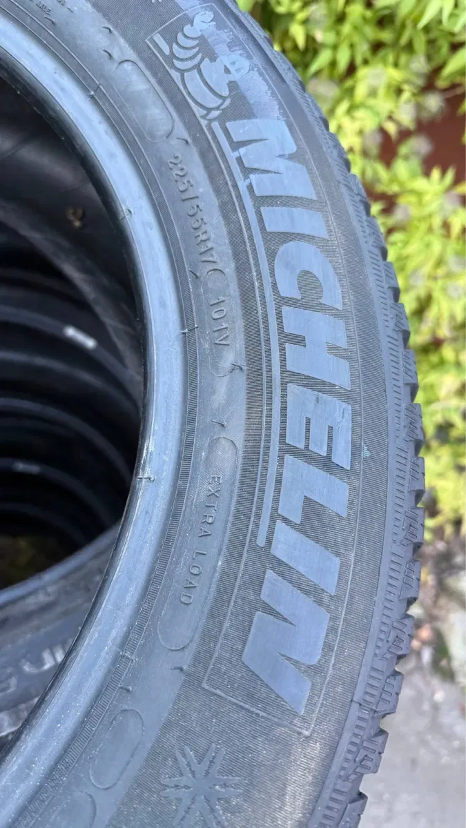 Шини зима 225/55/17 Michelin — фото 4