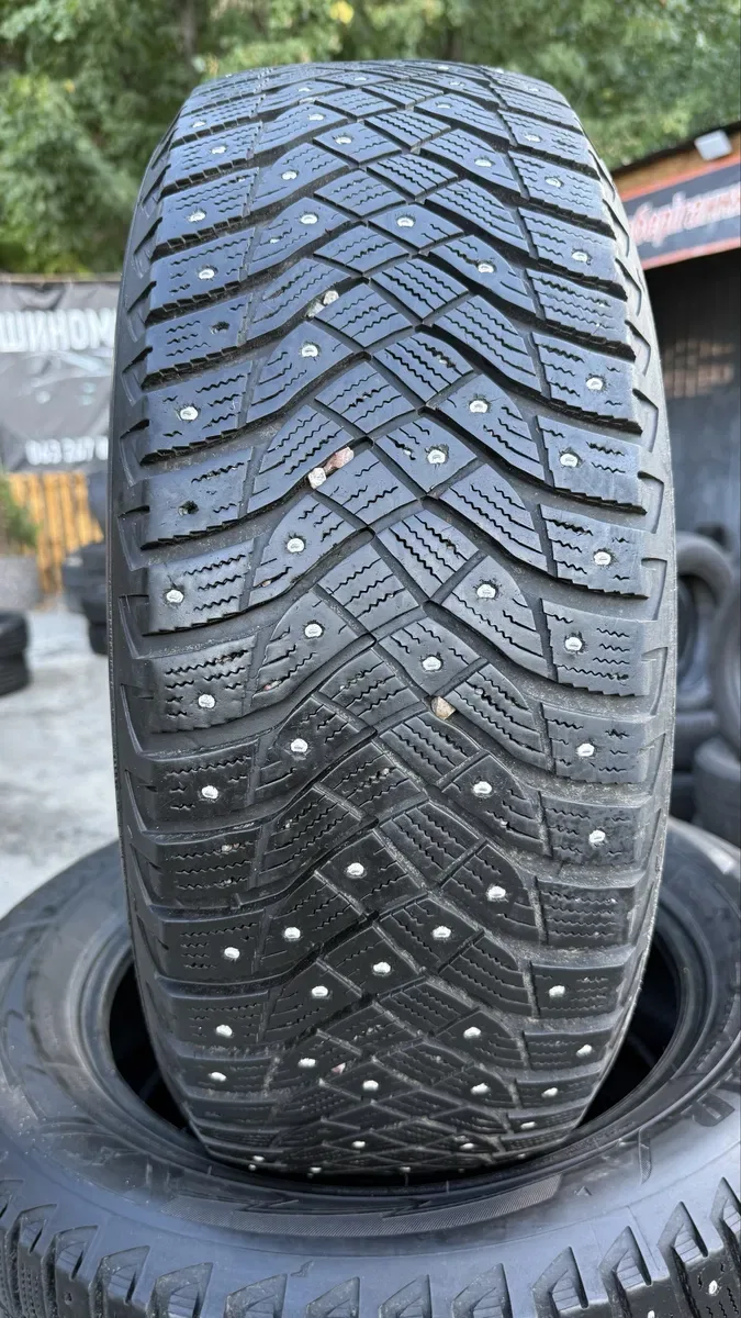 Шини зимові 225/60 r17 Goodyear 23 рік, 8,5мм стан нових — фото 2