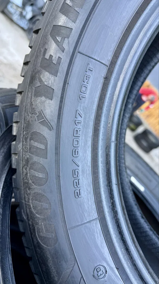 Шини зимові 225/60 r17 Goodyear 23 рік, 8,5мм стан нових — фото 6