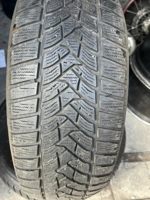 Шины 215/60 R16 Dunlop б/у пара зима 5,5/6мм ар.206275 R9