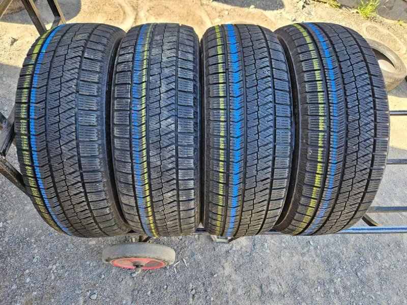 Шины БУ 205 60 R 16 Bridgestone blizzak vrx2 Зима Комплект резина — фото 2