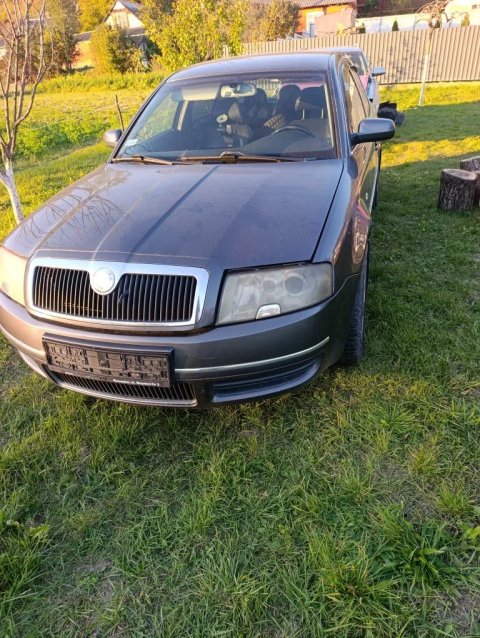 Шкода Суперб 1 кузов капот передок Skoda Superb 1 бампер фара