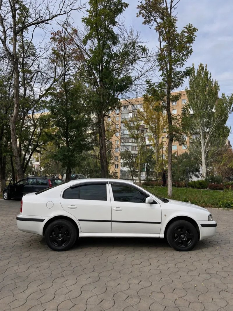 Шкода тур 1.9тді — фото 3
