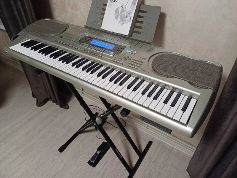 Синтезатор Casio WK-3300, 76 клавіш, цифрове піаніно !!! — фото 6