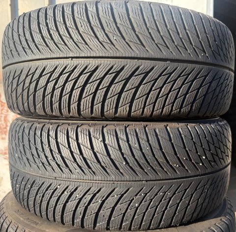 Склад шин б/в. 235/45 R18 Michelin Pilot Alpin 5