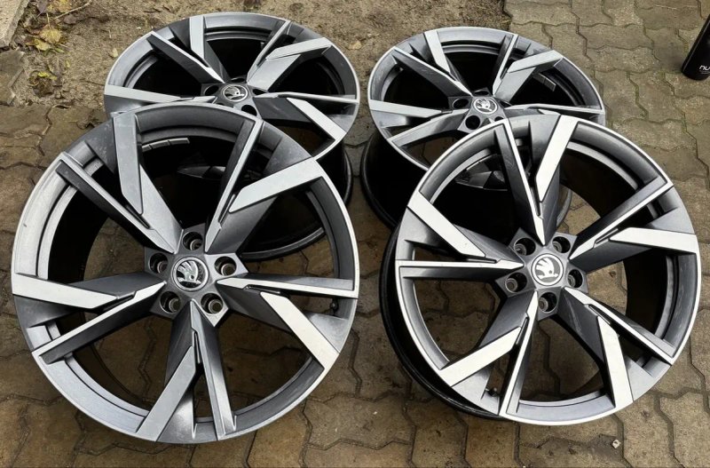 Skoda Eniaq R20 диски Volkswagen ID R20 — фото 3