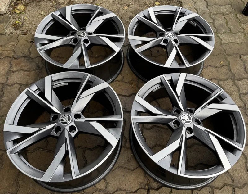 Skoda Eniaq R20 диски Volkswagen ID R20 — фото 4