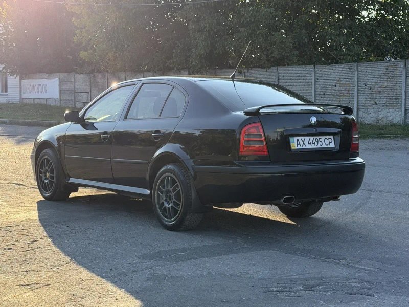 Skoda Octavia - 2007  1.8 газ/бенз — фото 3