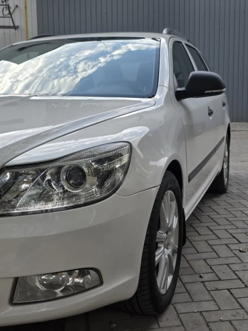 Skoda Octavia A5 Fl Автомат 1.4tsi — фото 4