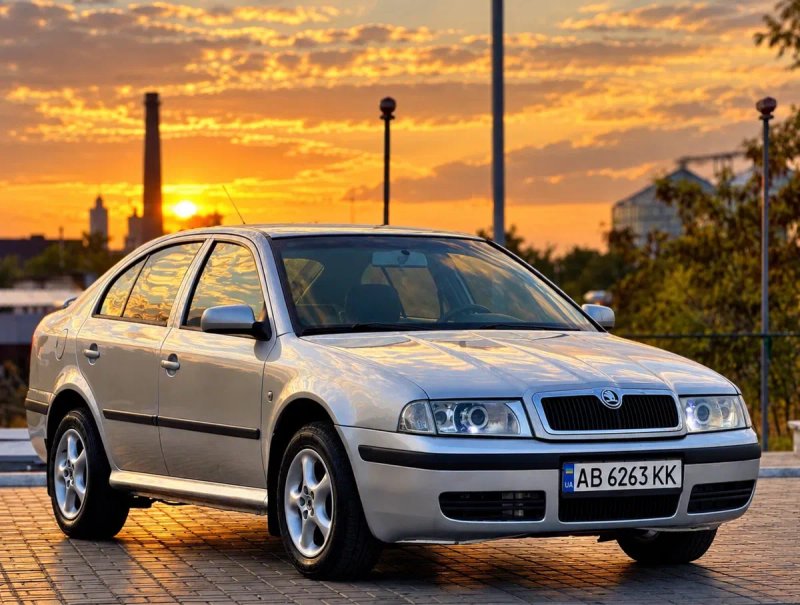 Skoda Octavia Tour 1.6 Автомобіль в Ідельнійшому Стані! Газ/Бензин Кожна фотографія відповідає Дійсності! Гаражне Зберігання!!! — фото 5