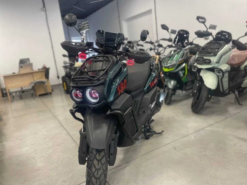 Скутер новий  Vilardo TANK PRO  180 у Рівному в Artmoto! — фото 3