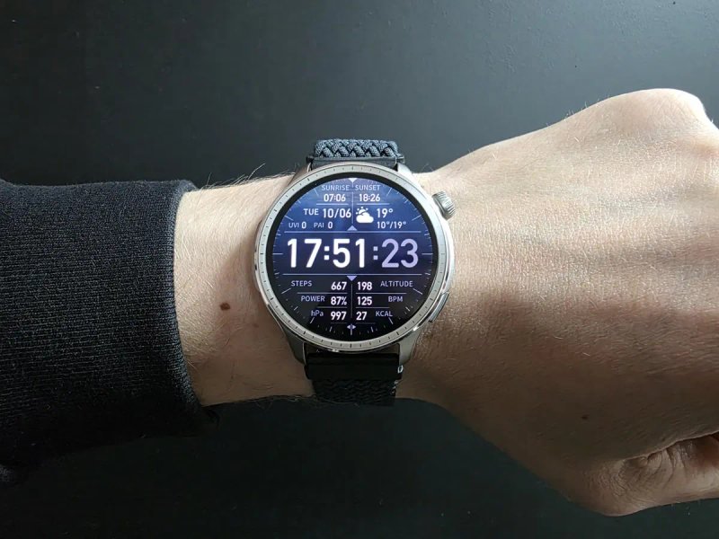 Смарт-годинник Amazfit Balance | Стан Супер | Все працює бездоганно | Офіційна українська версія | Повний заводський комплект — фото 2