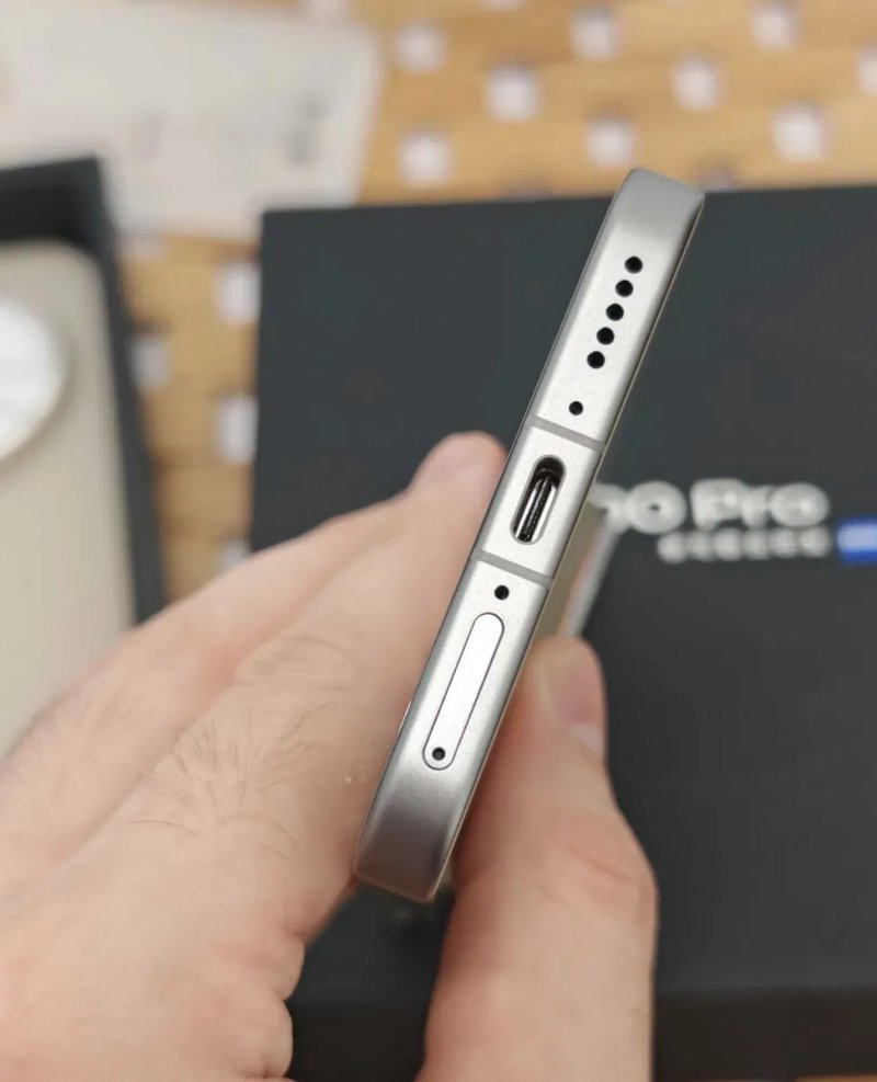 Смартфон Vivo X300 Pro 16/512 GB Dune Brown, новий, CN версія — фото 4