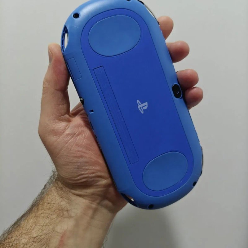 Sony PS Vita Fat and Slim — фото 6