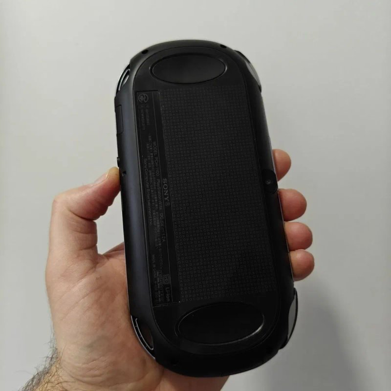 Sony PS Vita Fat and Slim — фото 8