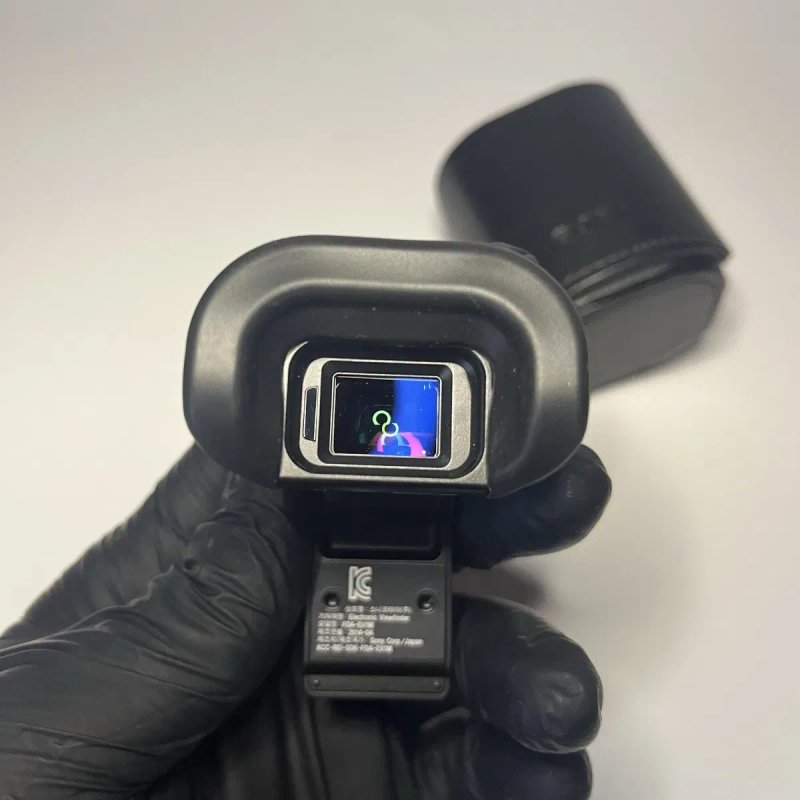 Спалах Sony HVL-F20M та видошукач Sony FDA-EV1M — фото 5