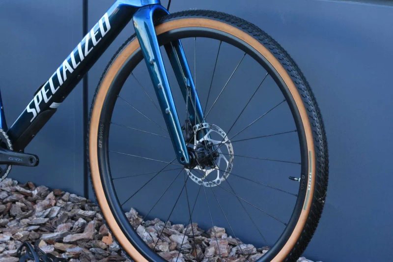 Specialized Diverge Carbon M — фото 4