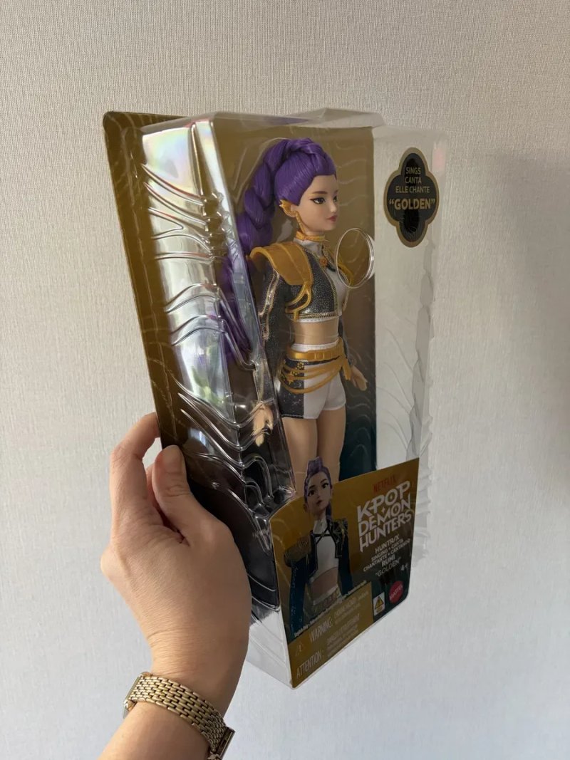 Співаюча лялька Румі Mattel Kpop Demon Hunters HUNTR/X Rumi Golden — фото 5