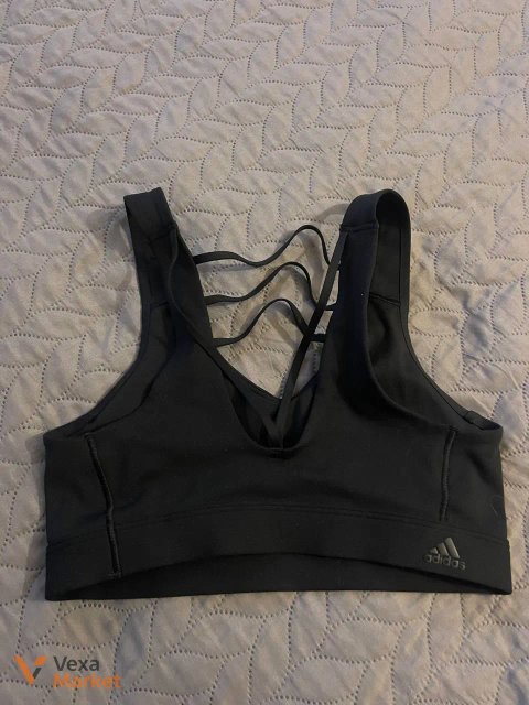 Спортивний топ adidas XS-S