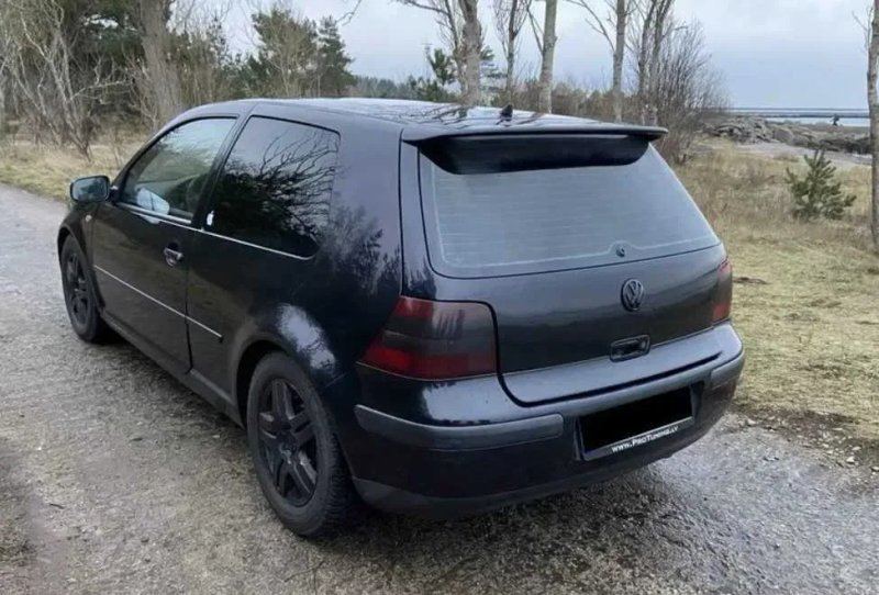 Спойлер чорний глянець VW Golf 4 1997-2004 хетчбек / ABS ПЛАСТИК — фото 5