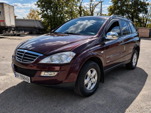 Ssang Yong Kyron 2010 4x4 2.3 Газ/Бензин