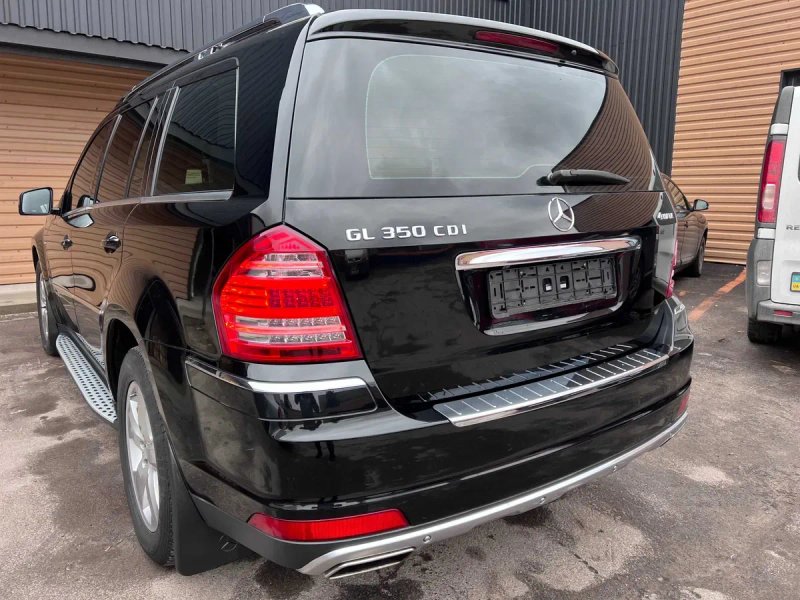 Стекло в крышку багажника Mercedes GL X164 скло задней двери скло ляды — фото 4