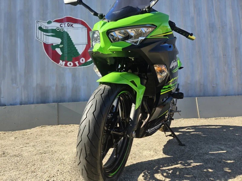 СТОКМОТО Мотоцикл Kawasaki Ninja 400 2020рік. Пробіг 8000км.РОЗМИТНЕНИЙ Стан НОВОГО  !Без пробігу по Україні Кавасаки нинзя — фото 4