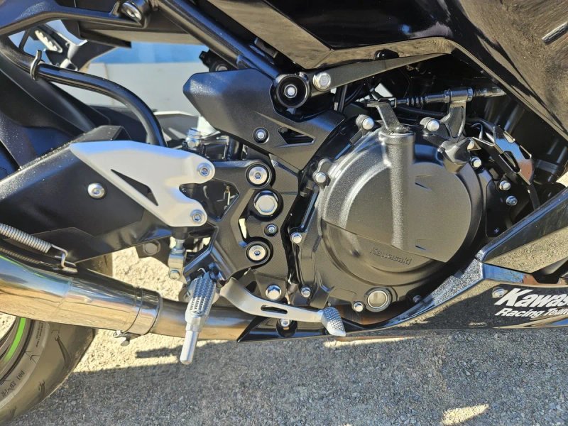 СТОКМОТО Мотоцикл Kawasaki Ninja 400 2020рік. Пробіг 8000км.РОЗМИТНЕНИЙ Стан НОВОГО  !Без пробігу по Україні Кавасаки нинзя — фото 8